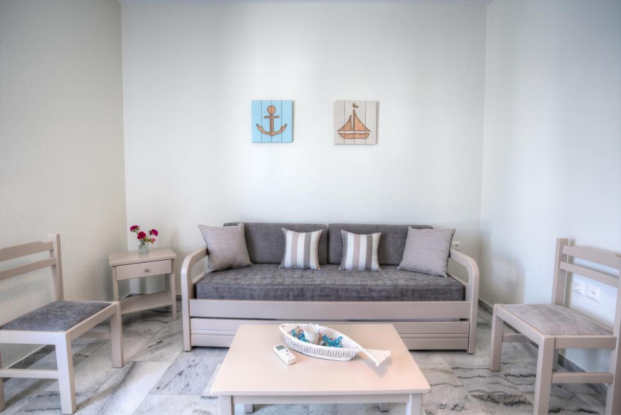 Heart Of Paros Apartments Bagian luar foto