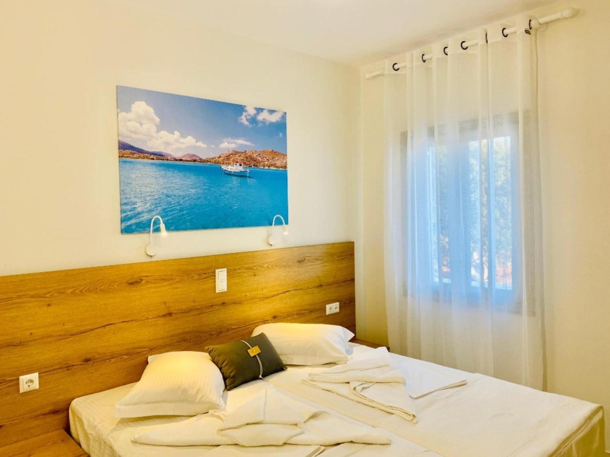 Heart Of Paros Apartments Bagian luar foto