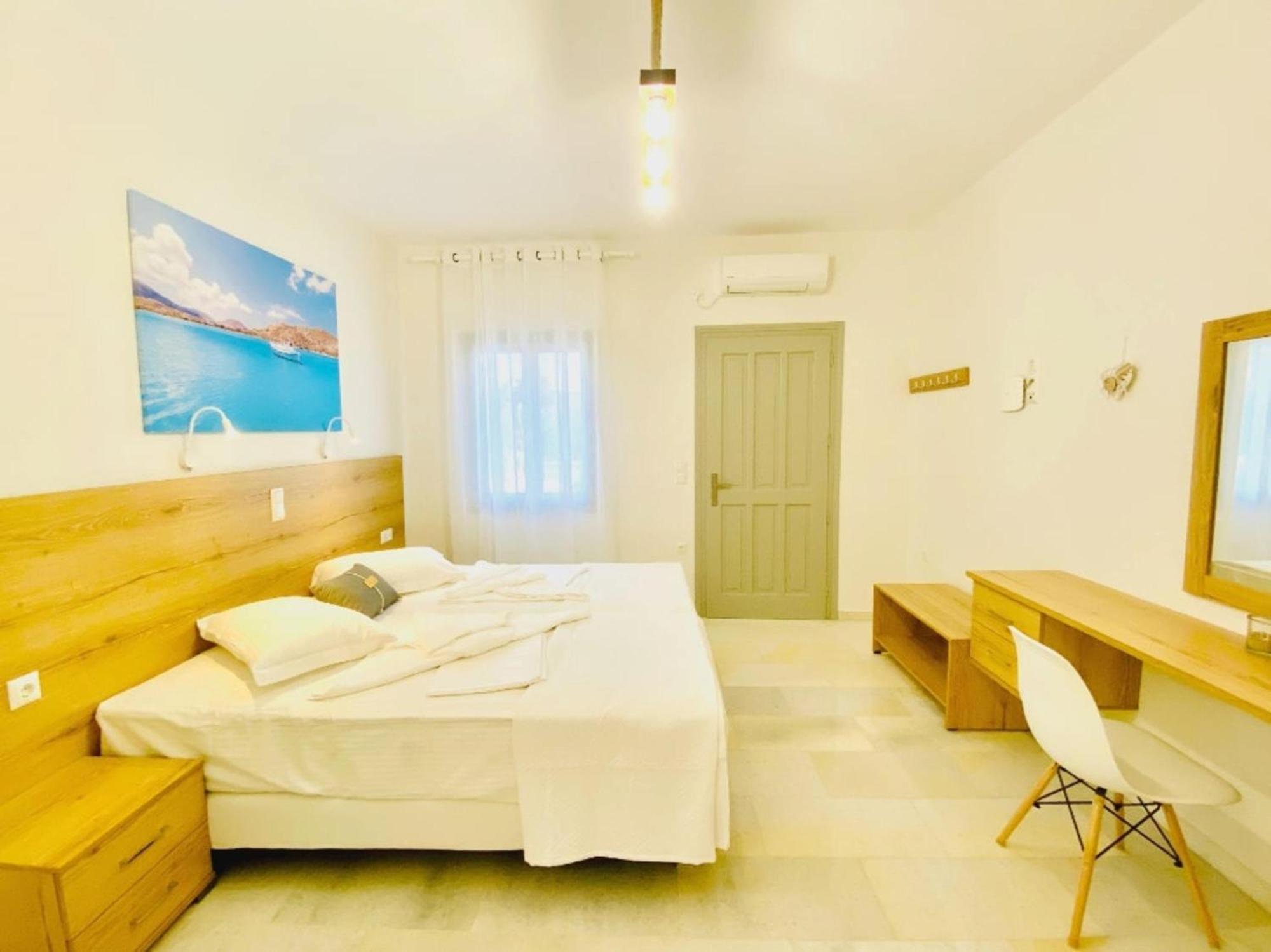Heart Of Paros Apartments Bagian luar foto
